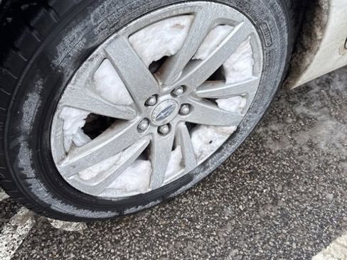 Used 2015 Subaru Impreza 2.0i Premium image 5