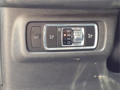Used 2024 Lincoln Corsair AWD w/ Equipment Group 101A image 18