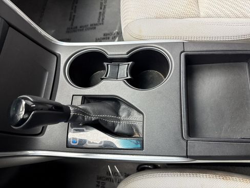 Used 2015 Toyota Camry LE FWD image 28