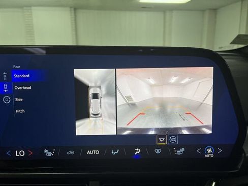 Certified 2024 Chevrolet Equinox EV RS w/ Active Safety Package 3 FWD image 15