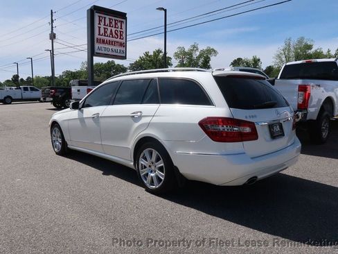 Used 2013 Mercedes-Benz E 350 4MATIC Wagon w/ Premium 2 Pkg image 3