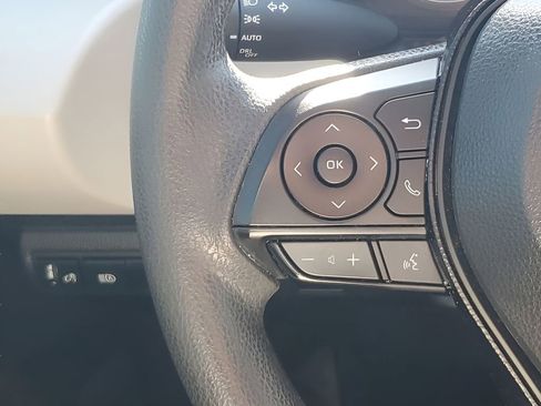 Used 2021 Toyota Corolla LE w/ LE Premium Package image 33