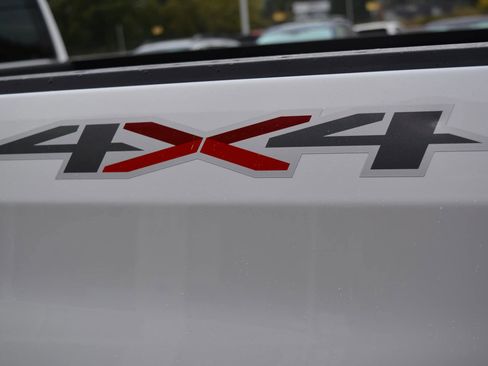 Used 2019 Chevrolet Silverado 1500 W/T w/ Trailering Package image 9