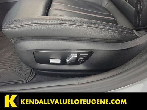 Used 2018 BMW 530e xDrive w/ Premium Package 2 image 16