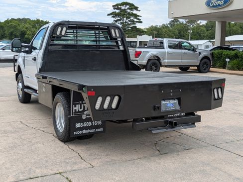 Used 2022 Ford F350 XL w/ Power Equipment Group image 8