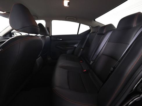 Used 2025 Nissan Altima 2.5 SR AWD/4WD image 13