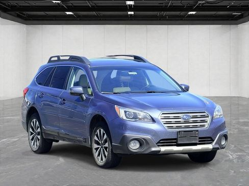 Used 2016 Subaru Outback 2.5i Limited AWD/4WD image 3