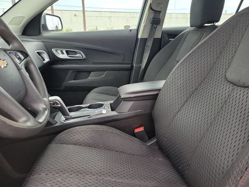 Used 2015 Chevrolet Equinox LS FWD image 17