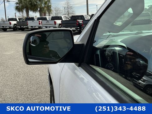 Used 2018 Chevrolet Silverado 1500 LT w/ All Star Edition image 20