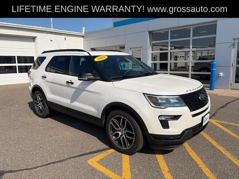 Used 2018 Ford Explorer Sport w/ Equipment Group 401A AWD/4WD image 2
