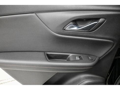 Used 2020 Chevrolet Blazer Premier image 21