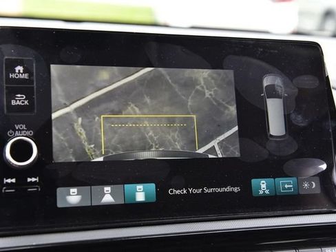 New 2026 Honda Odyssey Touring image 14