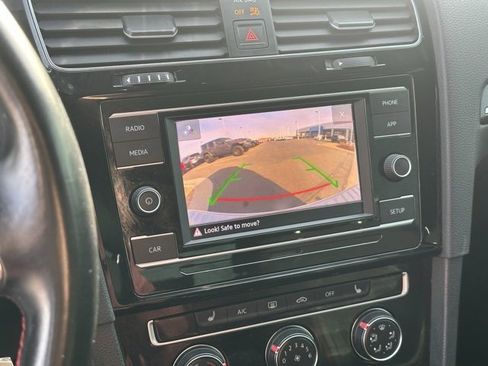 Used 2018 Volkswagen GTI S image 9