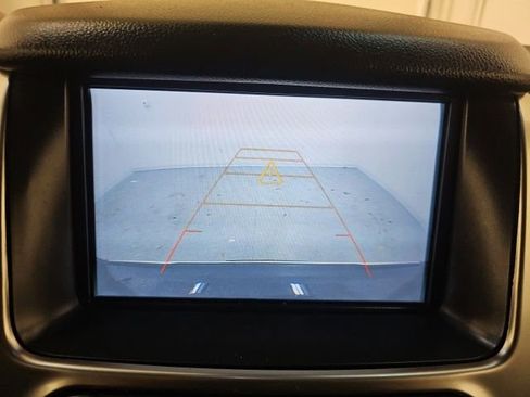 Used 2018 Chevrolet Suburban Premier image 30