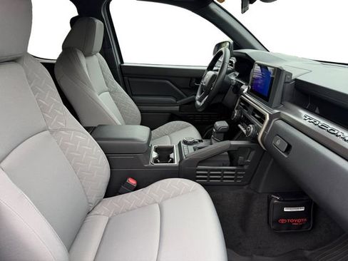 New 2026 Toyota Tacoma SR5 AWD/4WD image 17