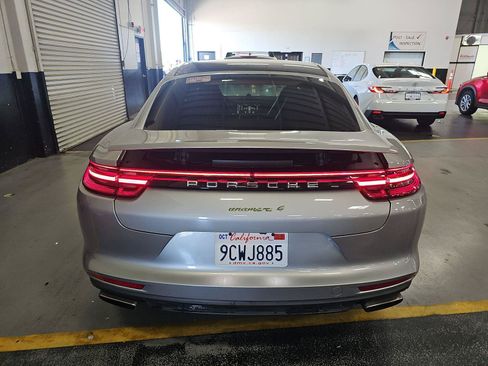 Used 2018 Porsche Panamera 4 AWD/4WD image 5