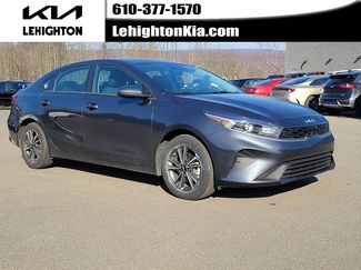 Used 2023 Kia Forte LXS video 1