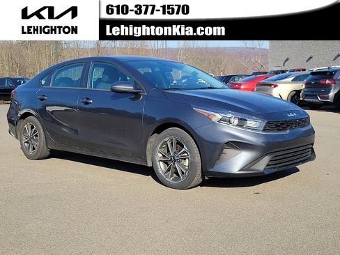 Used 2023 Kia Forte LXS image 1