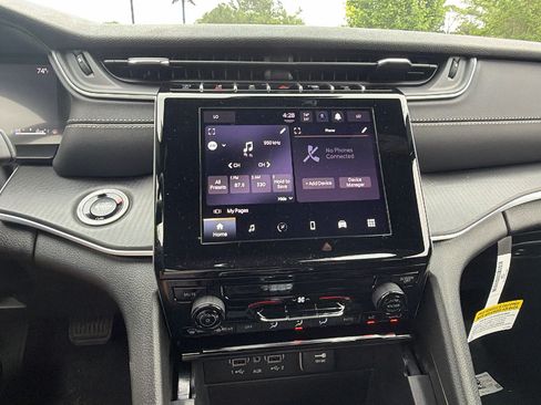 New 2026 Jeep Grand Cherokee Laredo RWD image 27