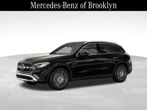 Used 2026 Mercedes-Benz GLC 300 4MATIC image 38