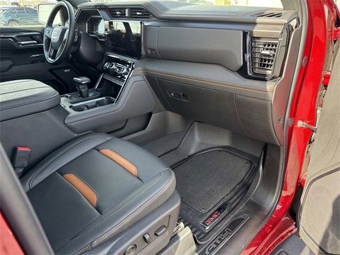 Used 2025 GMC Sierra 1500 AT4 w/ AT4 Premium Package image 13