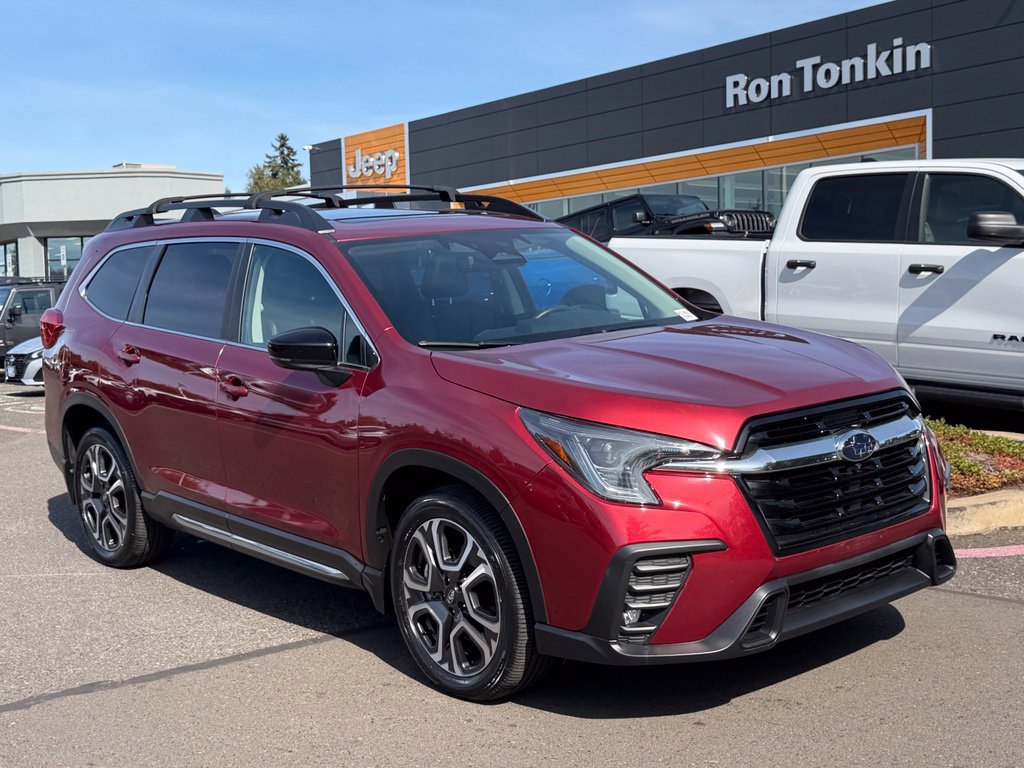Used 2024 Subaru Ascent Limited w/ Technology Package AWD/4WD image 2