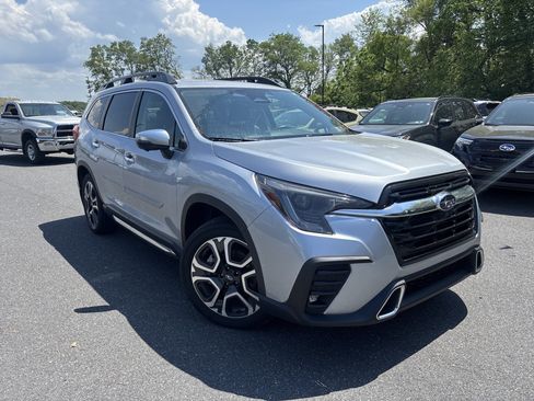 Certified 2023 Subaru Ascent Touring AWD/4WD image 17