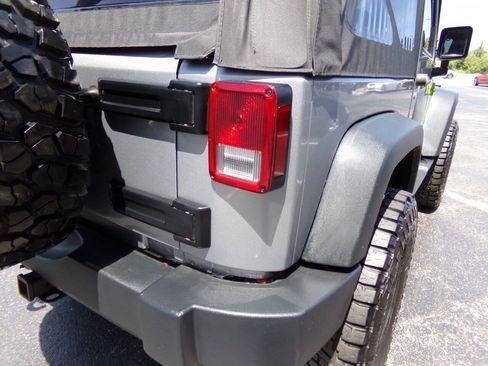 Used 2014 Jeep Wrangler Sport AWD/4WD image 56