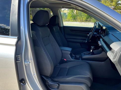 Used 2024 Honda CR-V EX image 7