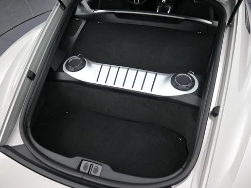 Certified 2024 Porsche 718 Cayman RWD image 28