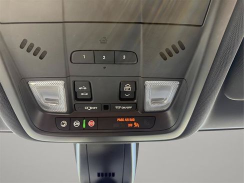 Used 2020 Chevrolet Blazer Premier w/ Driver Confidence II Package FWD image 60