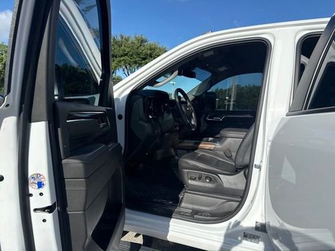 Used 2024 Chevrolet Silverado 2500 LT w/ All Star Edition AWD/4WD image 13