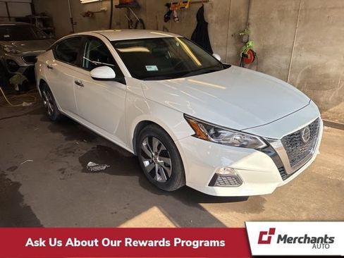 Used 2021 Nissan Altima 2.5 S image 1