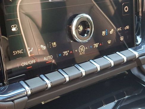 Used 2026 GMC Yukon XL AT4 Ultimate w/ LPO, Floor Liner Package image 20