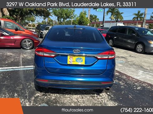 Used 2017 Ford Fusion SE FWD image 10