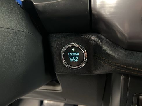 Certified 2025 Ford F150 Lightning Lariat image 17