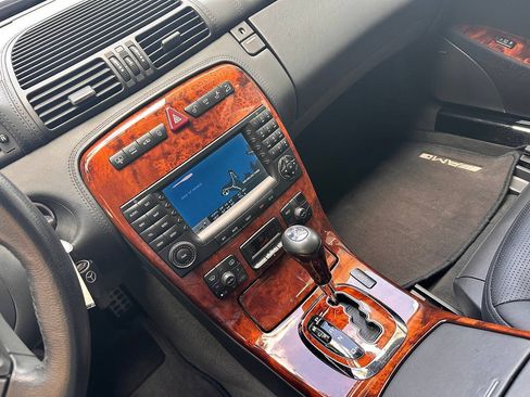 Used 2005 Mercedes-Benz CL 65 AMG image 18