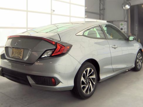 Used 2017 Honda Civic LX-P image 4