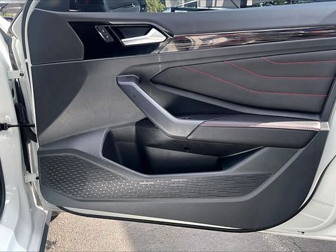 Certified 2023 Volkswagen Jetta GLI Autobahn image 23