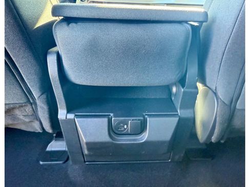 Used 2023 Ford F150 XLT image 26