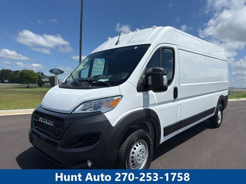 Used 2026 RAM ProMaster 2500 w/ Convenience Group FWD image 1