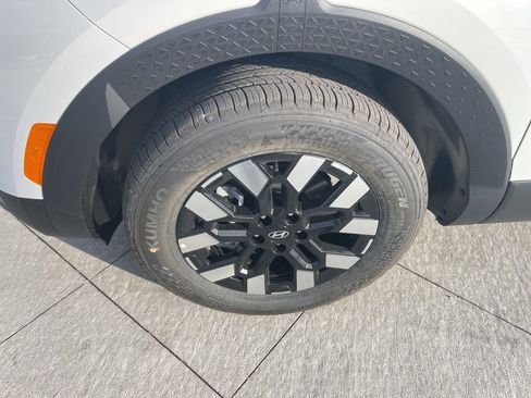 New 2026 Hyundai Santa Cruz SEL FWD image 9