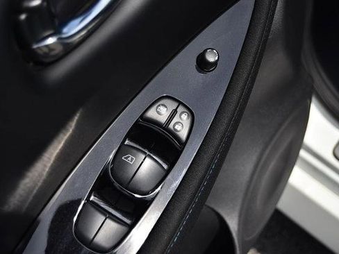 Used 2024 Nissan Leaf SV Plus image 9