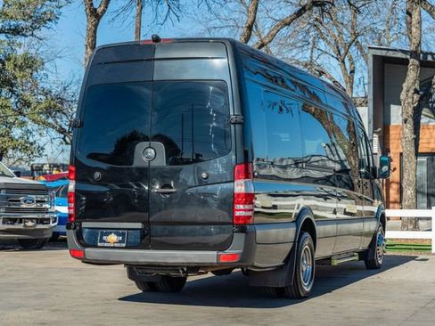 Used 2016 Mercedes-Benz Sprinter 3500 image 6