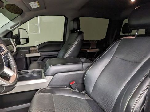 Used 2017 Ford F350 Lariat w/ Chrome Package image 2