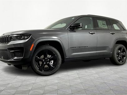 New 2025 Jeep Grand Cherokee Altitude