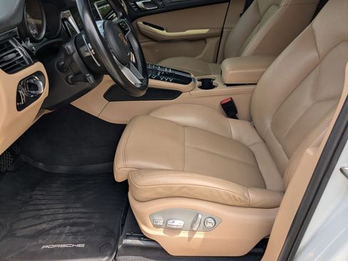 Used 2021 Porsche Macan S AWD/4WD image 9