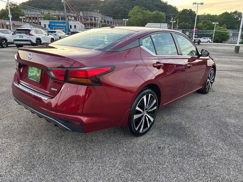 Used 2021 Nissan Altima 2.5 SR w/ SR Premium Package AWD/4WD image 5