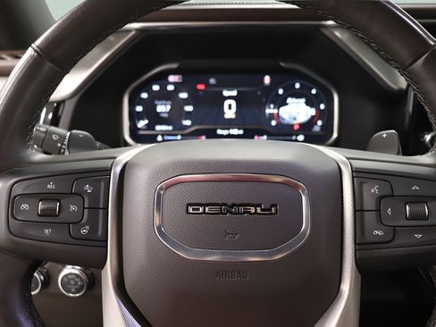 Used 2024 GMC Sierra 1500 Denali w/ Denali Reserve Package AWD/4WD image 15