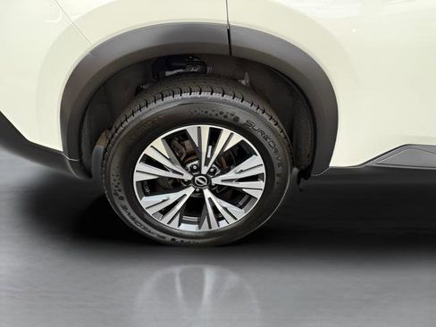 Used 2023 Nissan Rogue SV AWD/4WD image 24